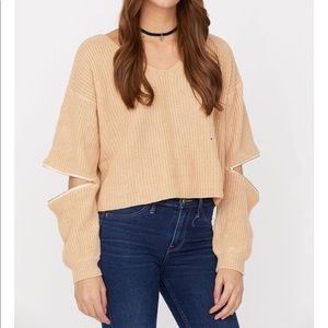 Cropped jumper